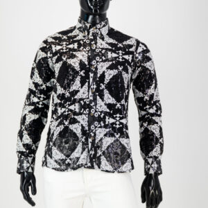 Magia Poderosa black & white